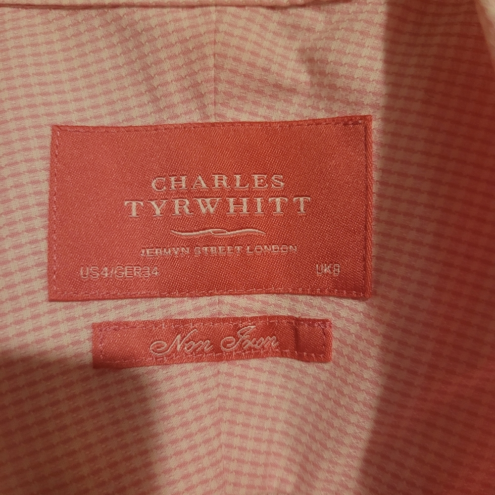 Charles Tyrwhitt Shirt. Pink/white check. Size 4.
